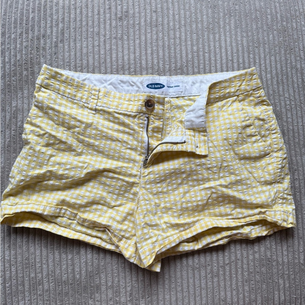 Old Navy Women's Yellow Plaid Cargo Shorts